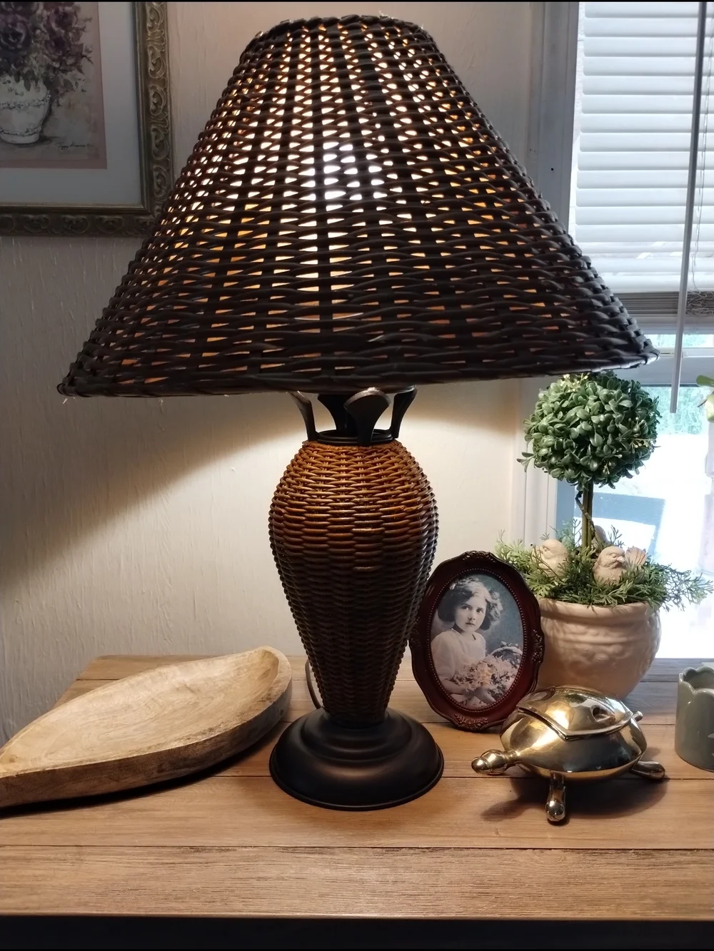 Woven Vintage Rattan Wicker Table Lamp